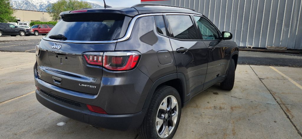 Photo 4 of this JEEP COMPASS