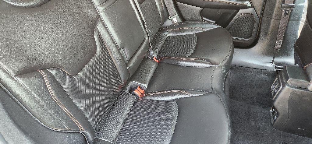 Photo 11 of this JEEP COMPASS