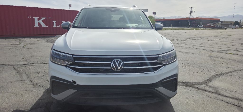 Photo 6 of this VOLKSWAGEN TIGUAN