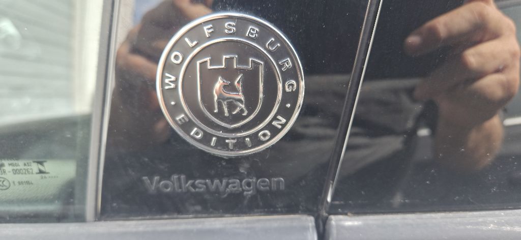 Photo 9 of this VOLKSWAGEN TIGUAN