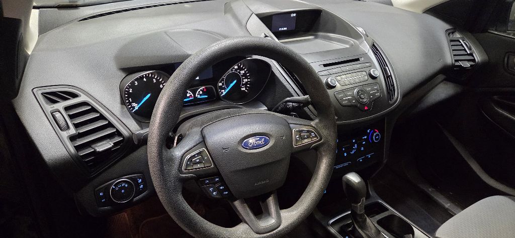Photo 9 of this FORD ESCAPE