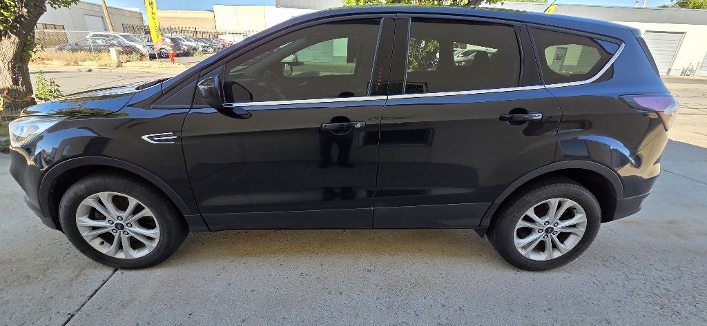 Photo 8 of this FORD ESCAPE