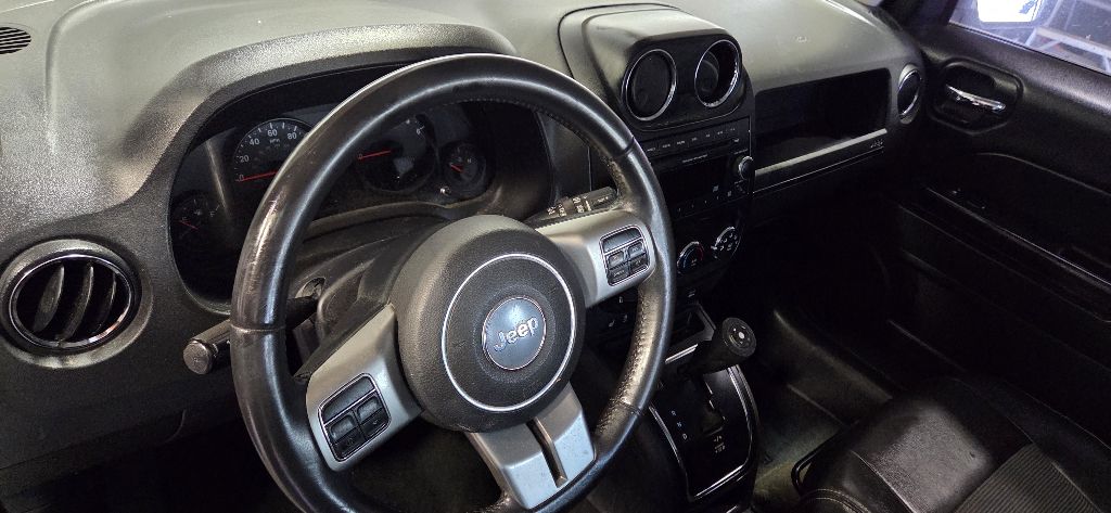 Photo 9 of this JEEP PATRIOT