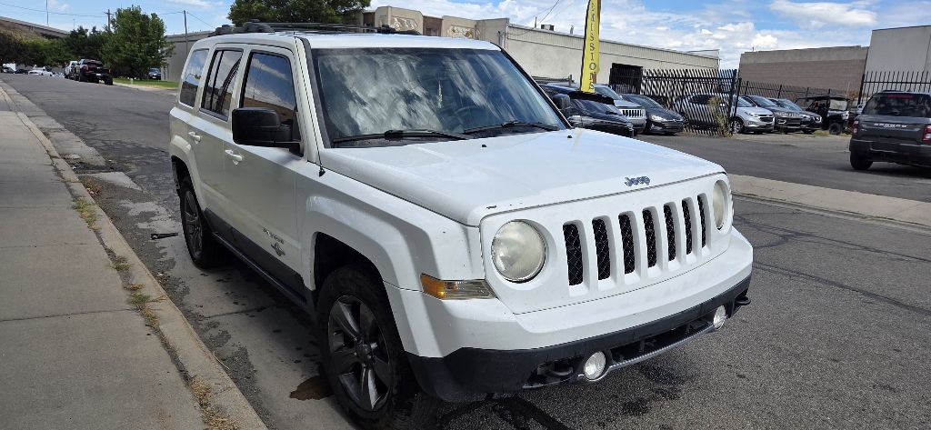 Photo 2 of this JEEP PATRIOT