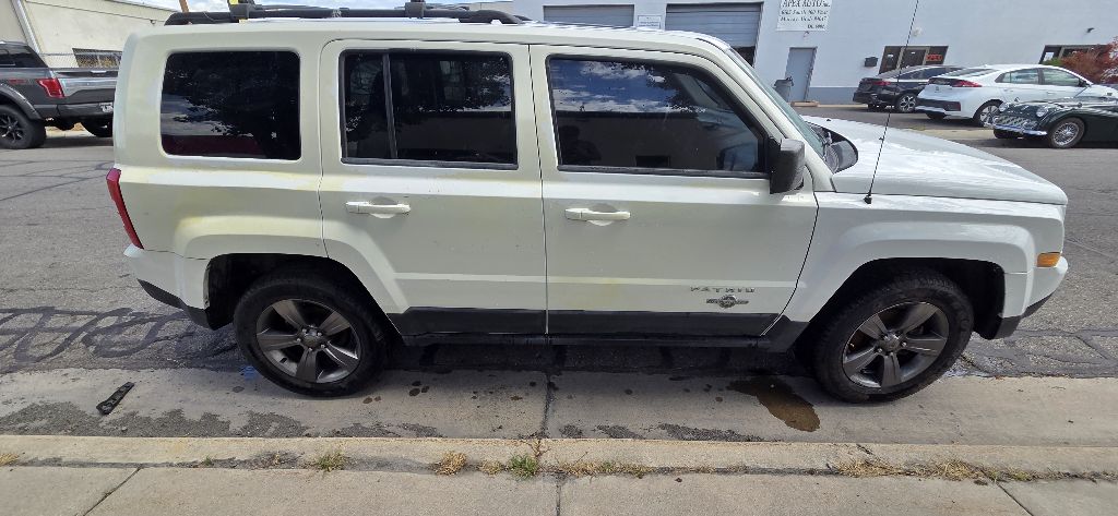 Photo 8 of this JEEP PATRIOT