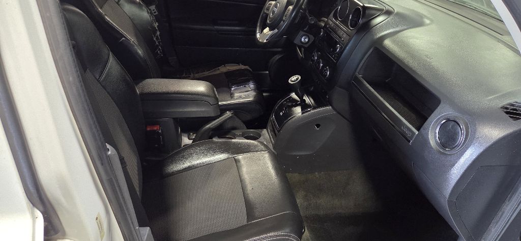 Photo 11 of this JEEP PATRIOT