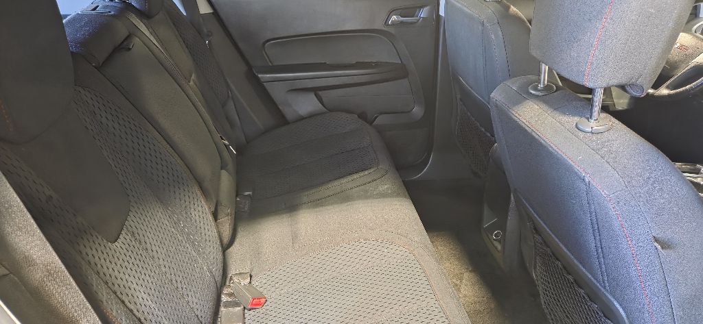 Photo 13 of this GMC TERRAIN