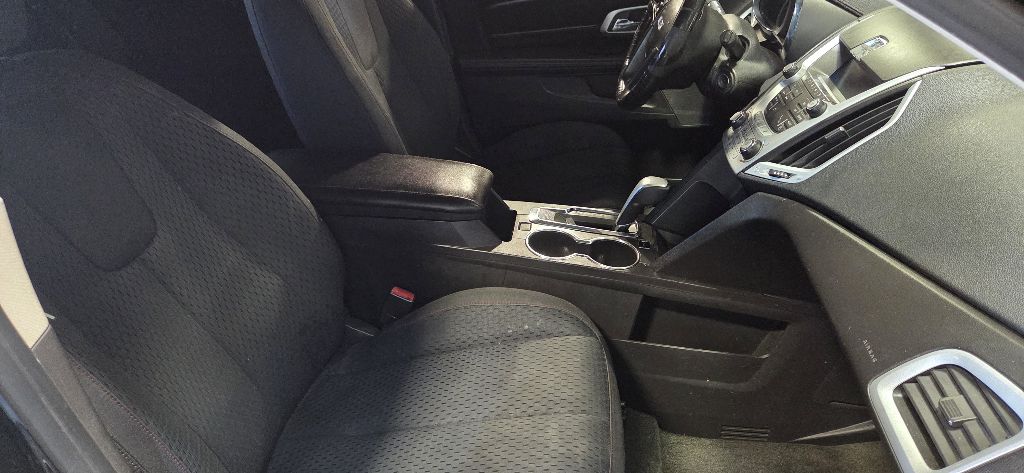 Photo 9 of this GMC TERRAIN