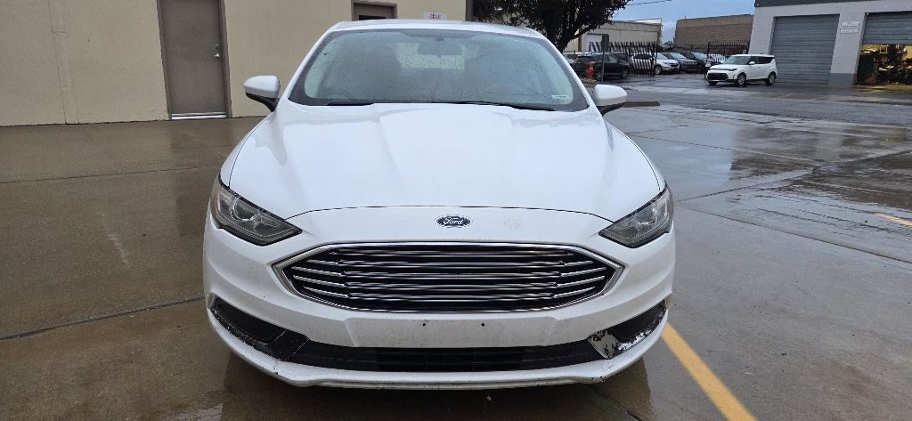 Photo 5 of this FORD FUSION