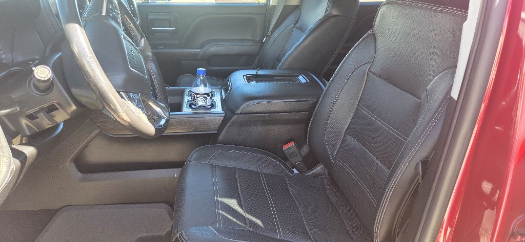 Photo 9 of this GMC SIERRA