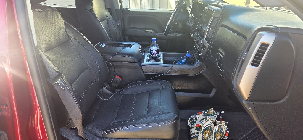 Photo 8 of this GMC SIERRA