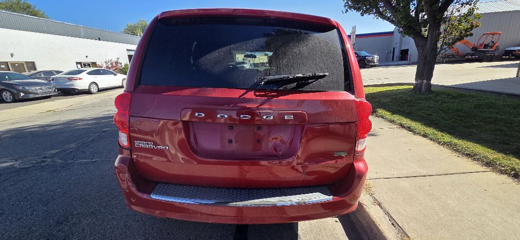 Photo 21 of this DODGE GRAND CARAVAN