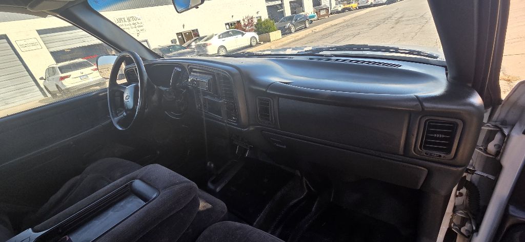 Photo 12 of this CHEVROLET SILVERADO