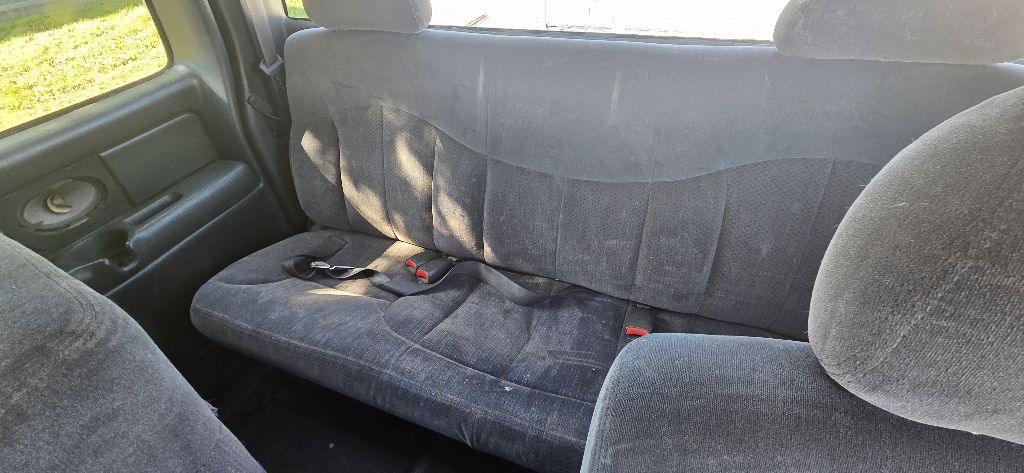Photo 13 of this CHEVROLET SILVERADO