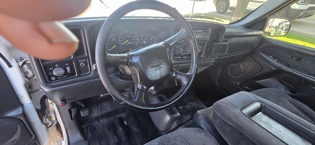 Photo 11 of this CHEVROLET SILVERADO