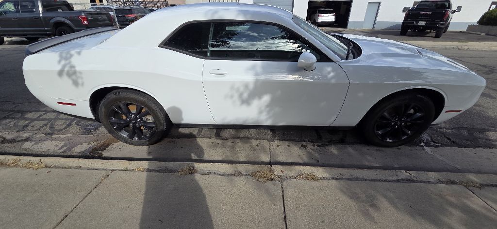 Photo 7 of this DODGE CHALLENGER