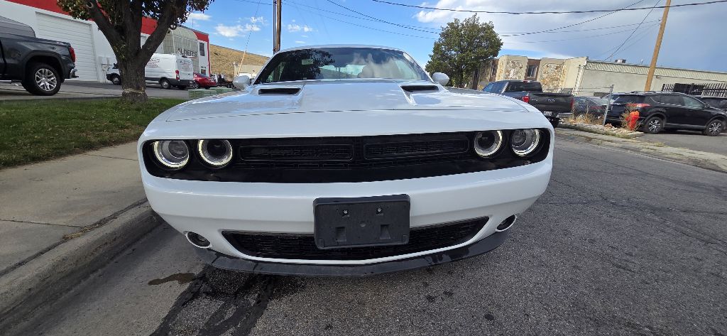 Photo 5 of this DODGE CHALLENGER