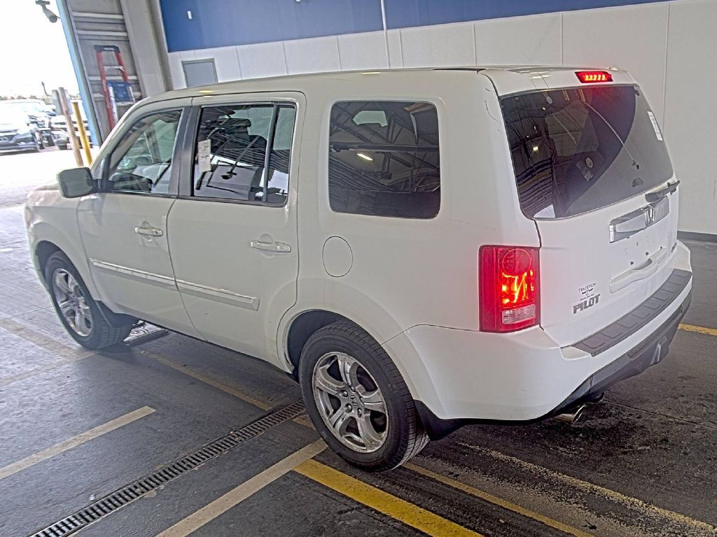 Photo 2 of this HONDA PILOT
