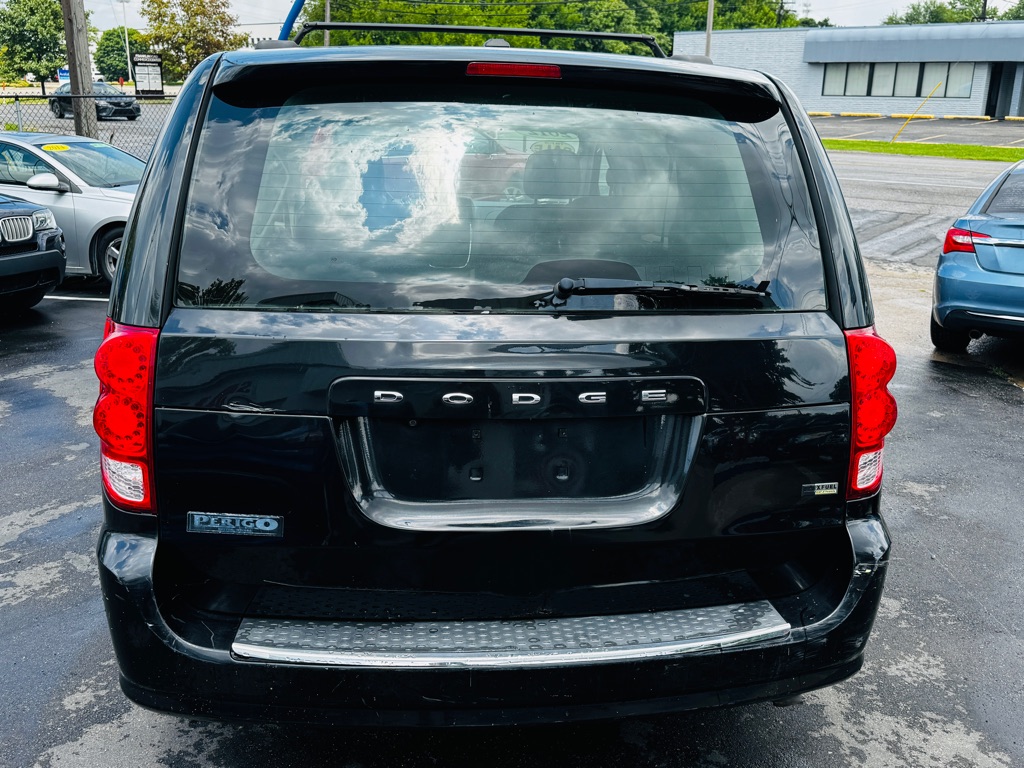 Photo 4 of this DODGE GRAND CARAVAN