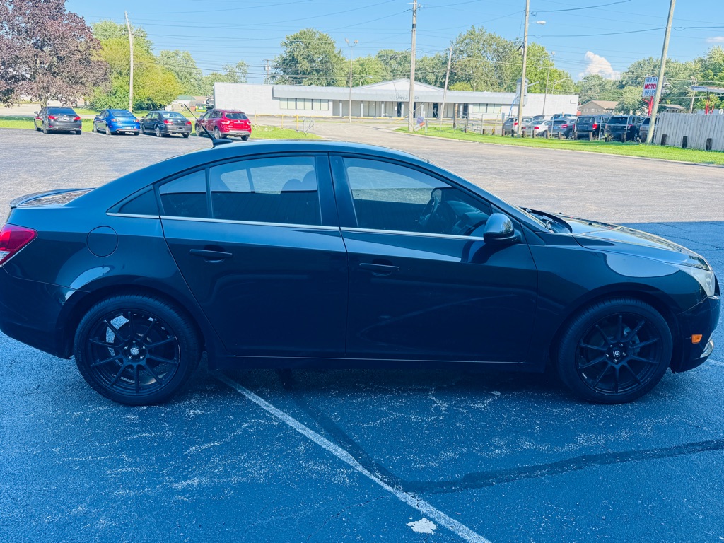Photo 20 of this CHEVROLET CRUZE