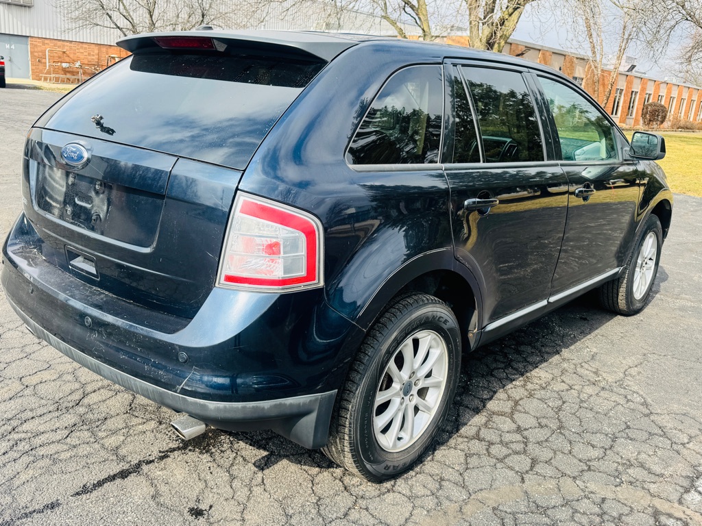Photo 4 of this FORD EDGE