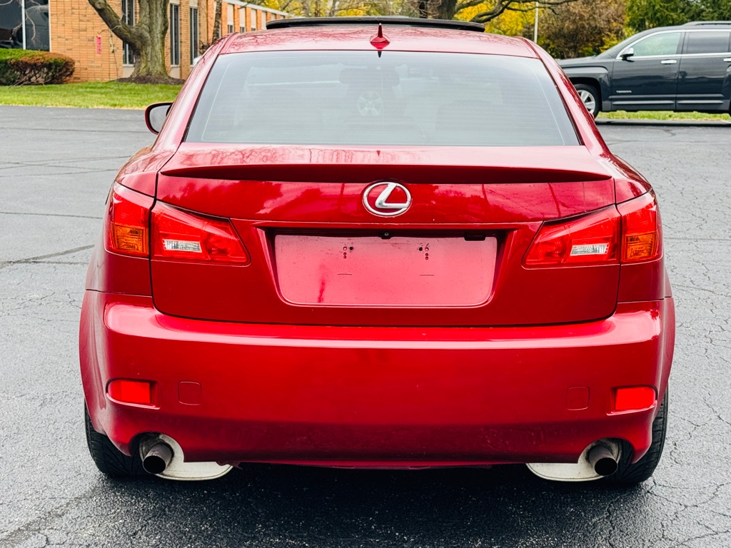 Photo 4 of this LEXUS IS 250