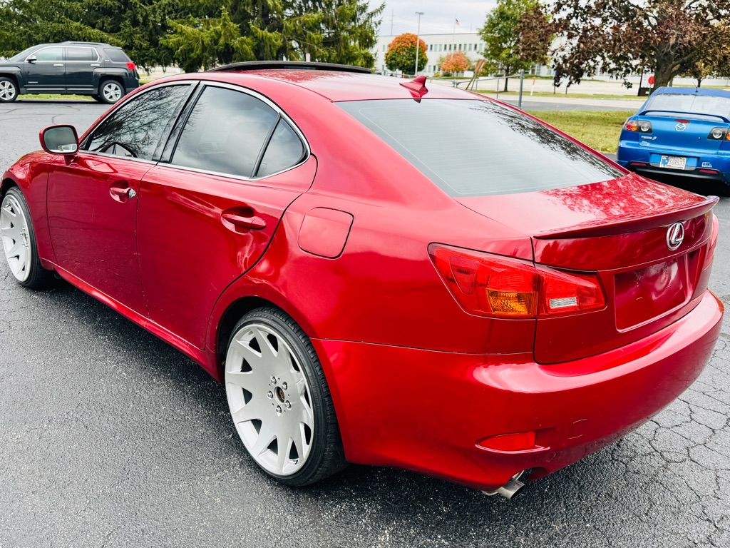Photo 3 of this LEXUS IS 250