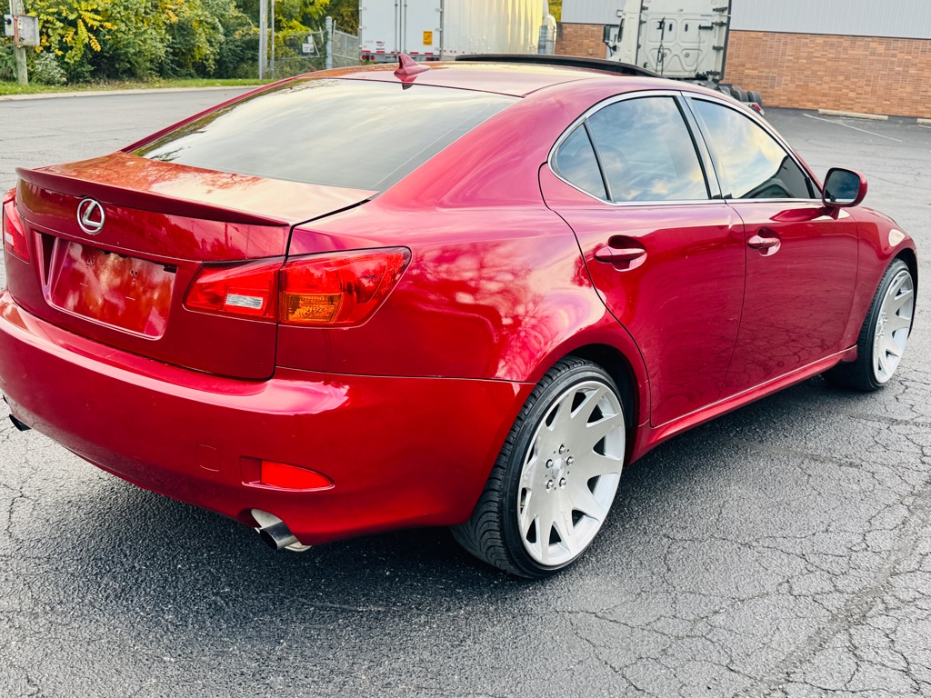 Photo 19 of this LEXUS IS 250