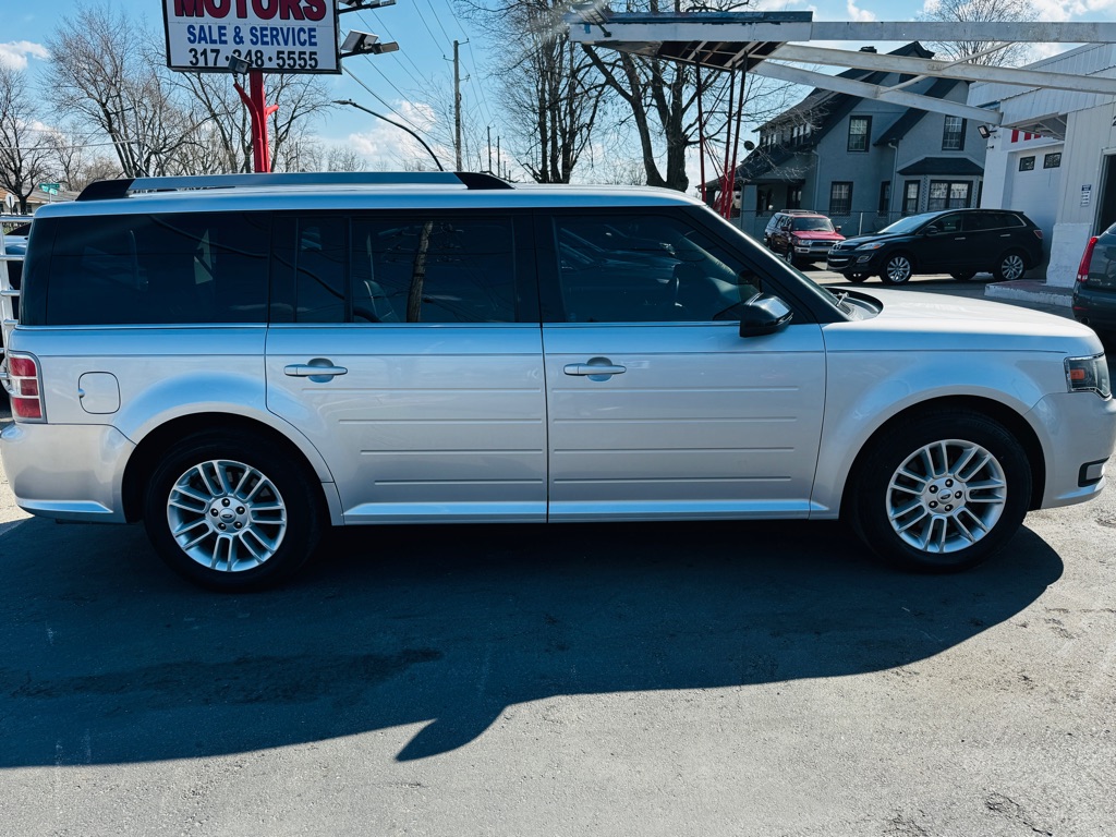 Photo 6 of this FORD FLEX