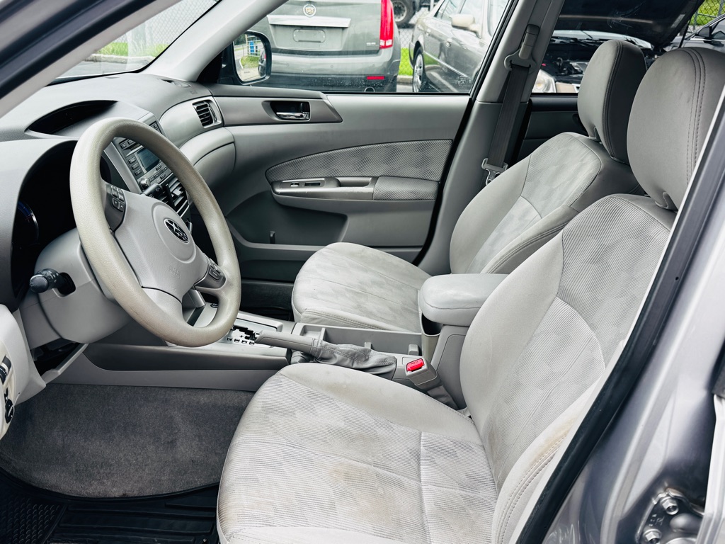 Photo 10 of this SUBARU FORESTER