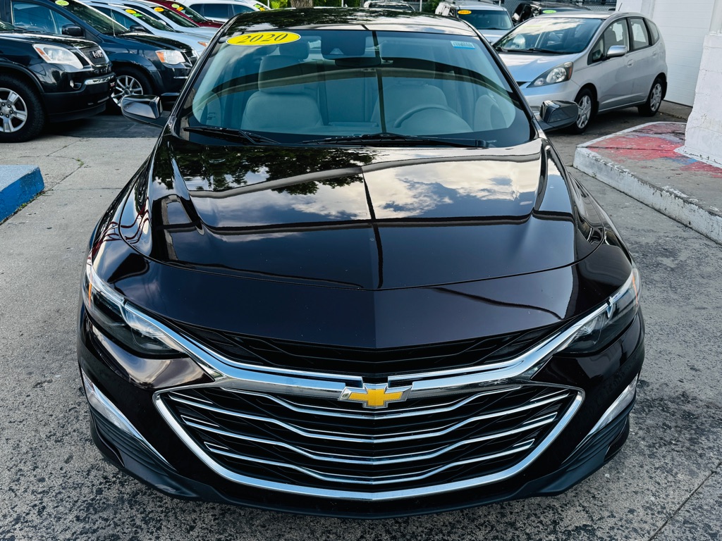 Photo 16 of this CHEVROLET MALIBU