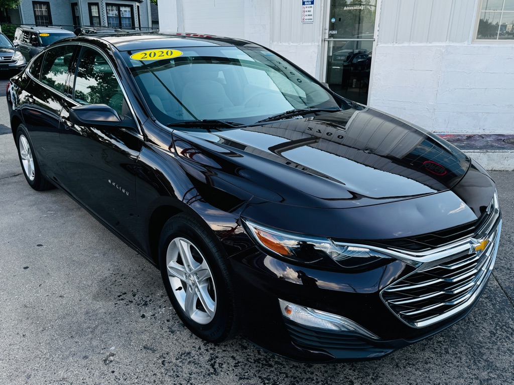 Photo 15 of this CHEVROLET MALIBU