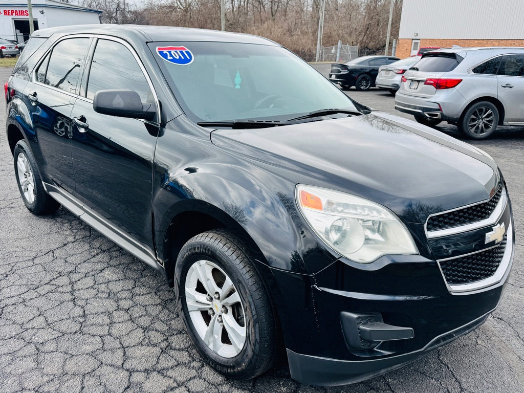 Photo 7 of this CHEVROLET EQUINOX
