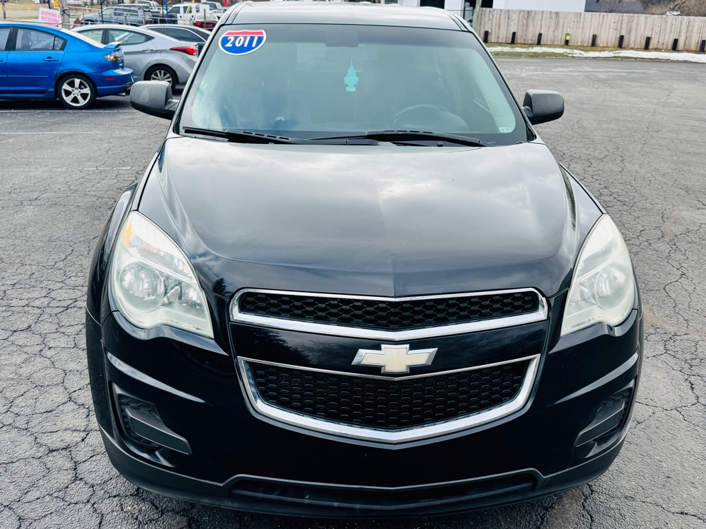 Photo 8 of this CHEVROLET EQUINOX