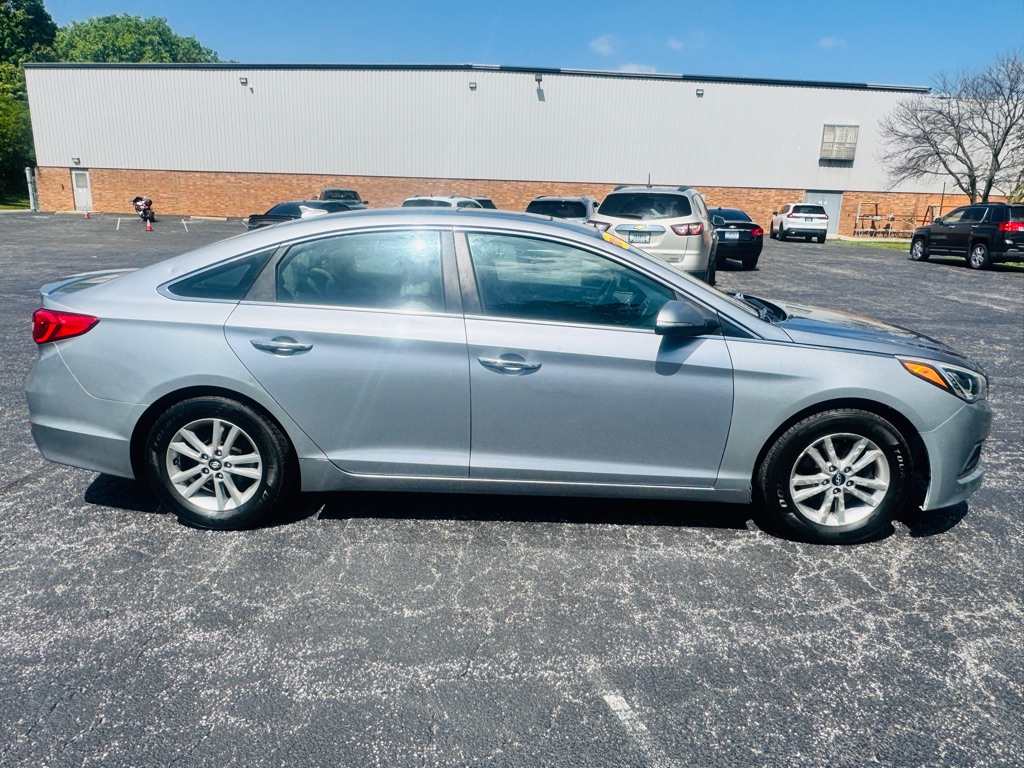 Photo 6 of this HYUNDAI SONATA