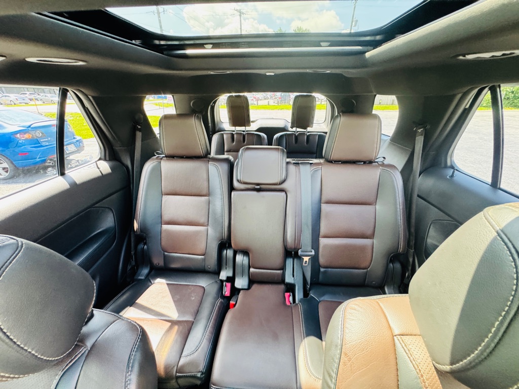 Photo 31 of this FORD EXPLORER