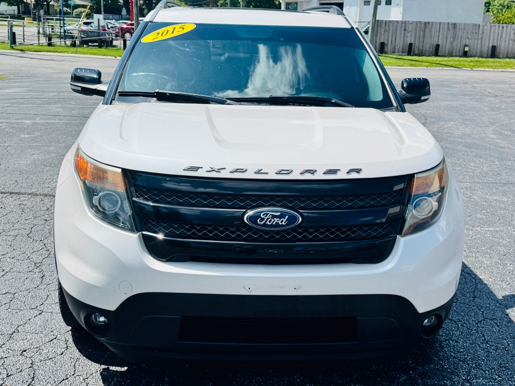 Photo 22 of this FORD EXPLORER