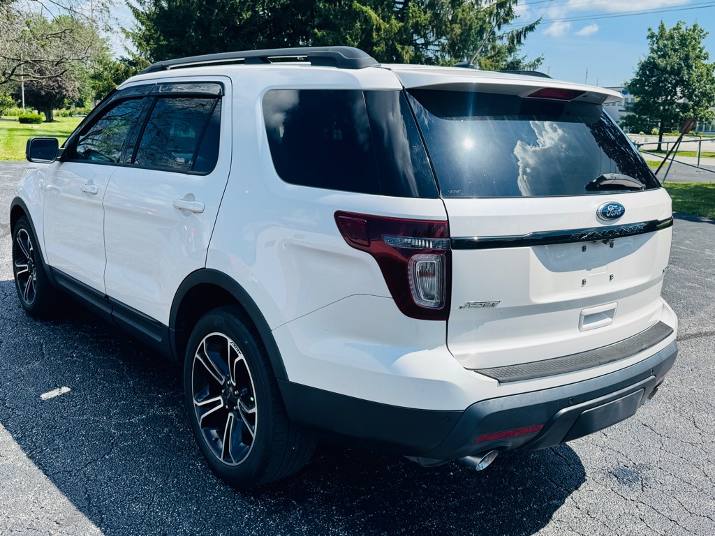 Photo 17 of this FORD EXPLORER