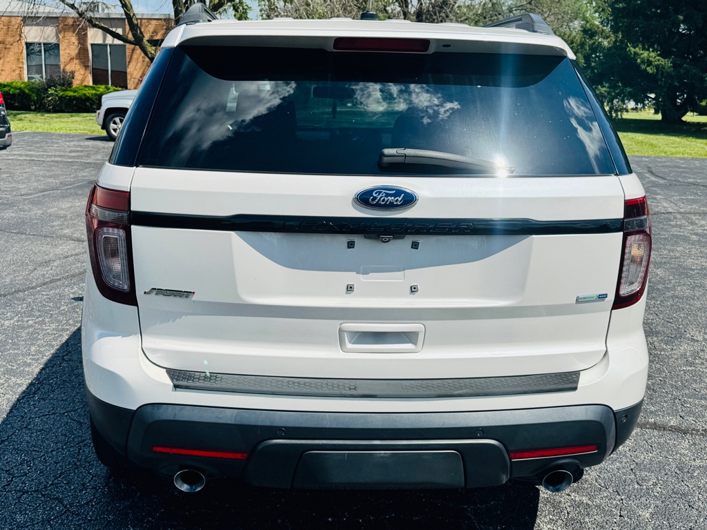 Photo 18 of this FORD EXPLORER