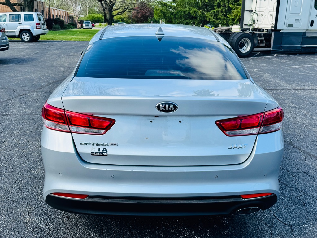 Photo 5 of this KIA OPTIMA