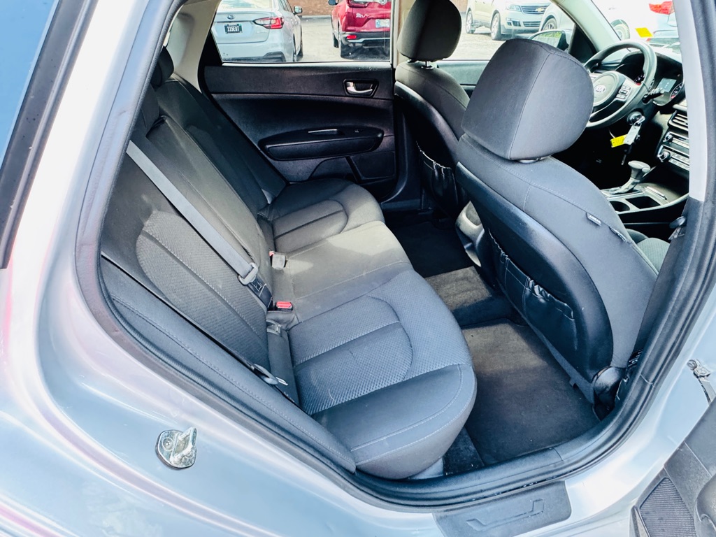 Photo 14 of this KIA OPTIMA