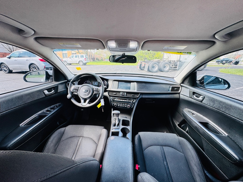 Photo 16 of this KIA OPTIMA