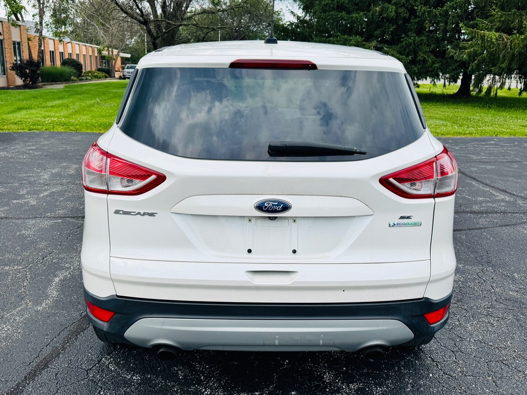 Photo 4 of this FORD ESCAPE
