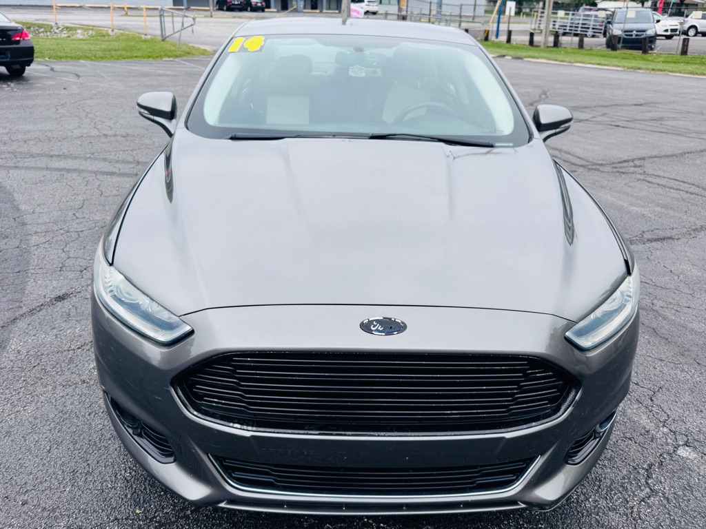 Photo 8 of this FORD FUSION