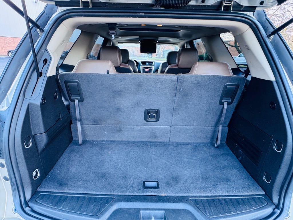 Photo 12 of this GMC ACADIA