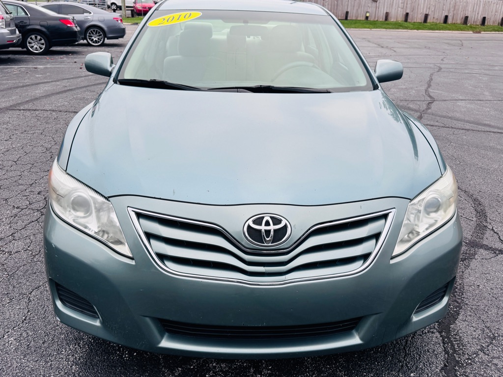 Photo 8 of this TOYOTA CAMRY