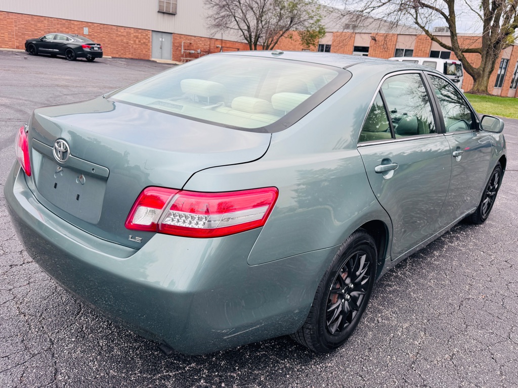 Photo 5 of this TOYOTA CAMRY