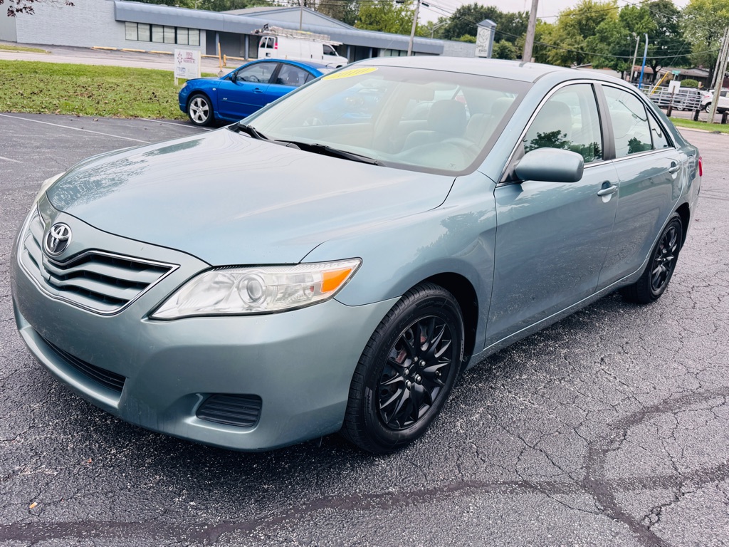 2010 TOYOTA CAMRY