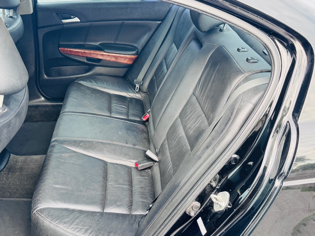 Photo 11 of this HONDA ACCORD