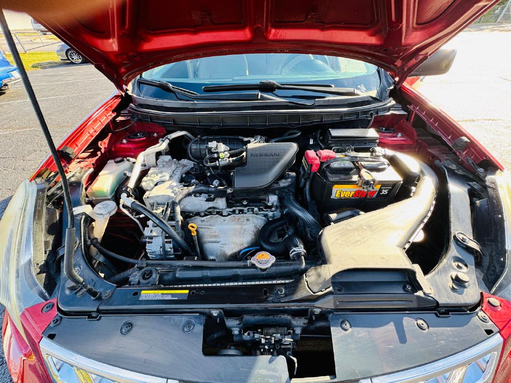 Photo 4 of this NISSAN ROGUE SELECT